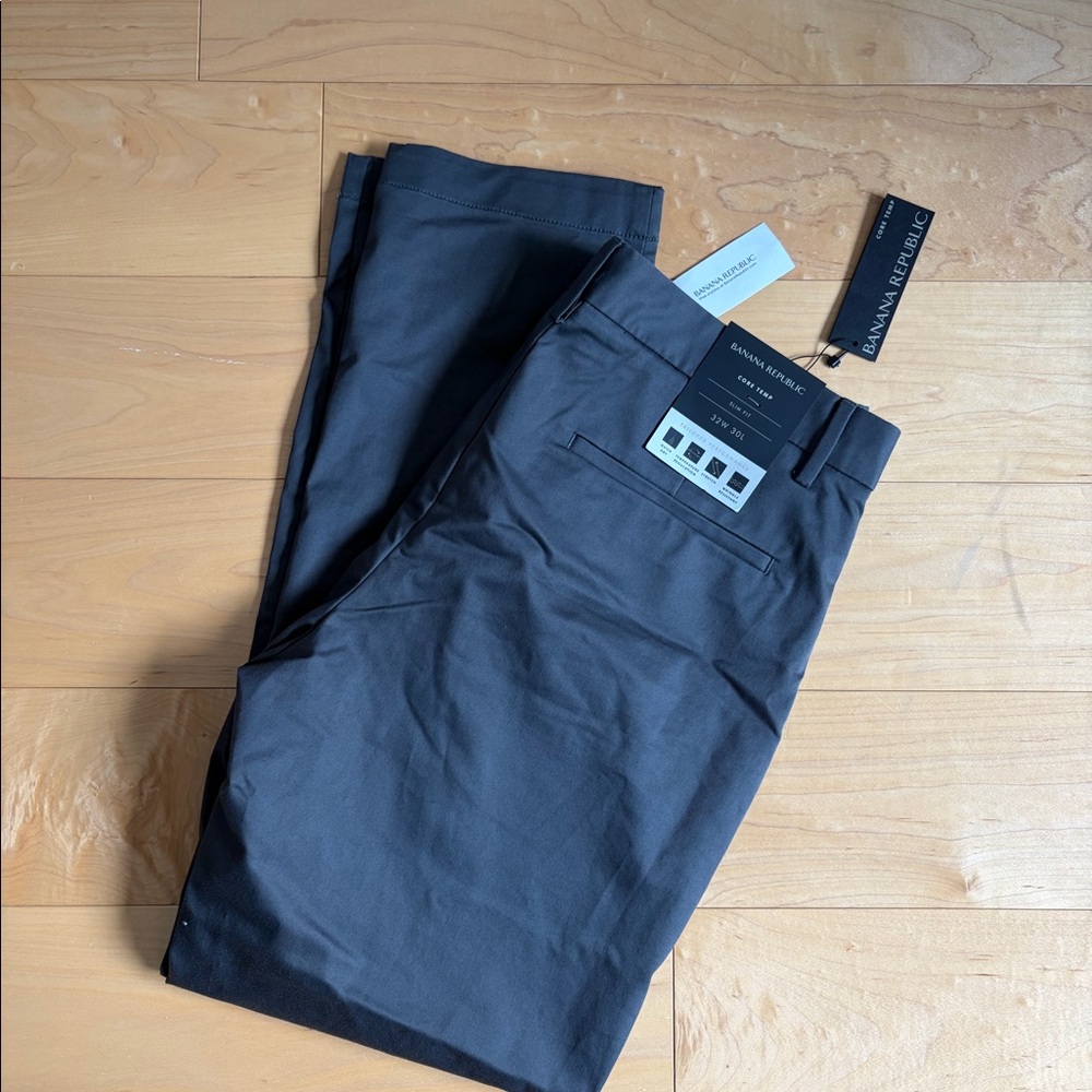 Banana Republic Men’s Slim fit pants